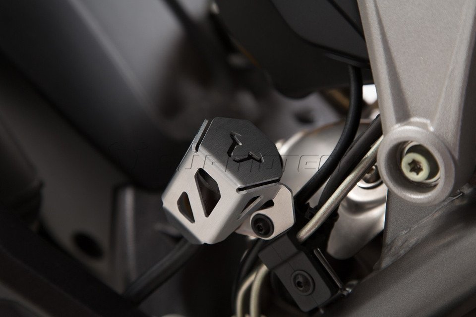 SW-Motech Bremsflussigkleitsbehalterschutz KTM 1290 GT / Ducati Hypermotard / Hyperstrada 821/939
