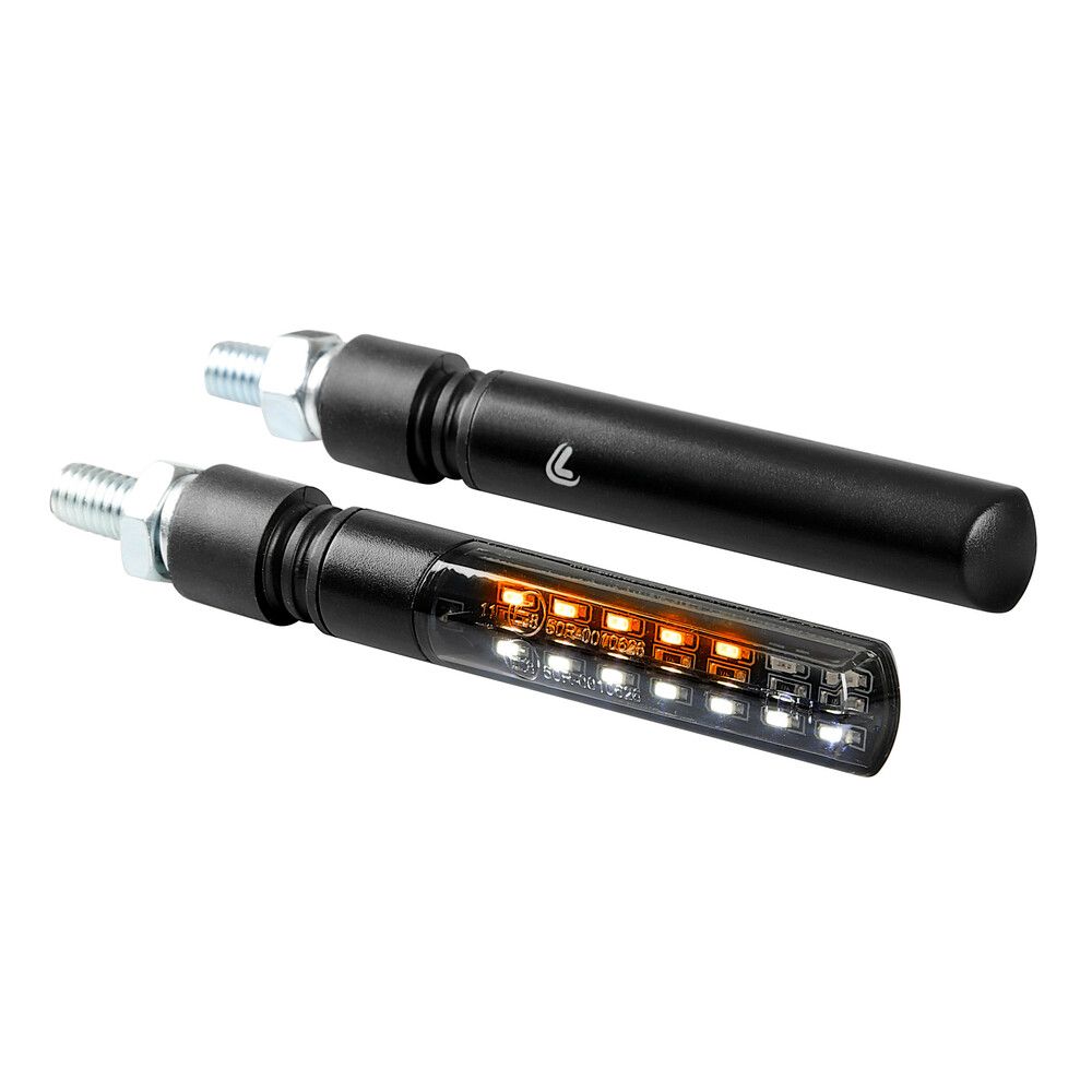 Sequentielle Blinkleuchten Lampa Line SQ – vorne