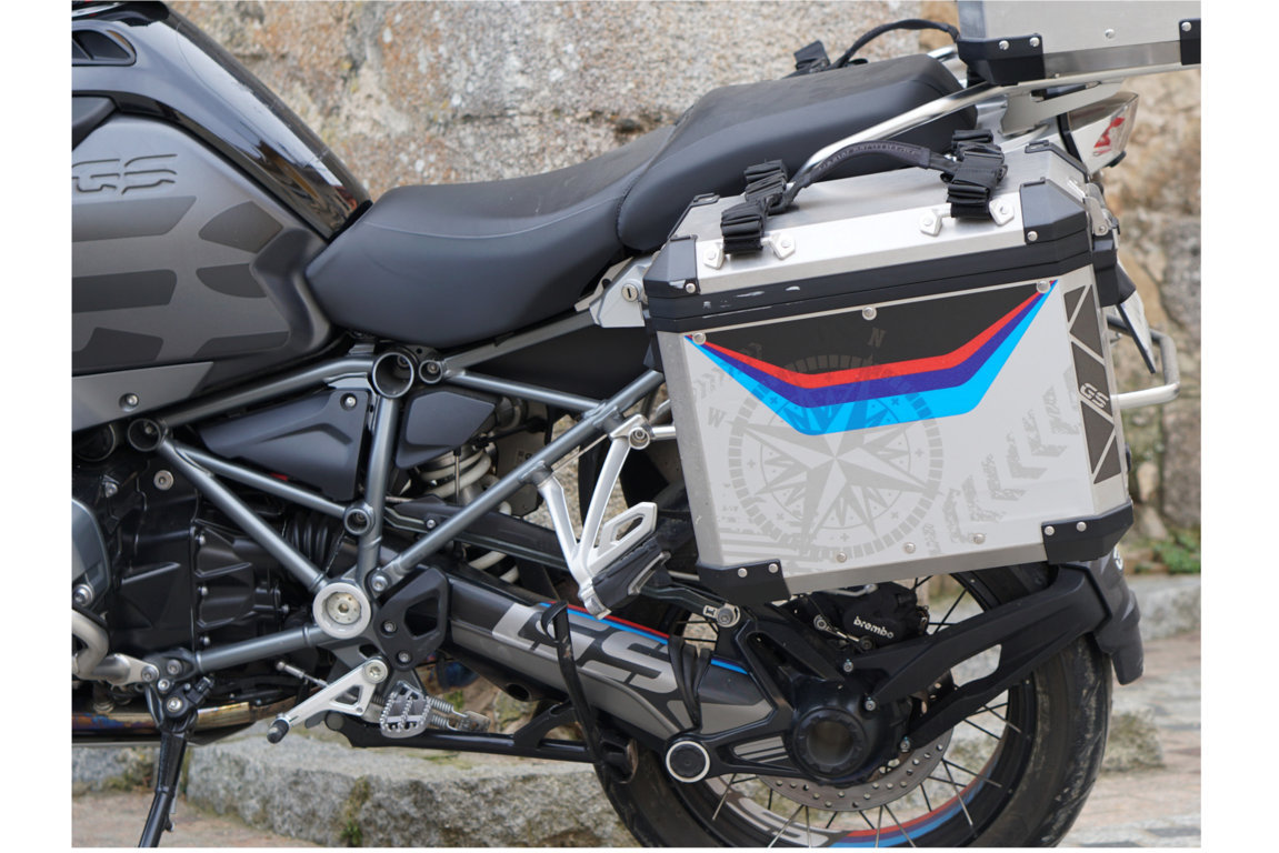 Puig Seitenkoffer Aufkleber Navigator BMW Adventure Seitenkoffer für BMW R 700 / 750 / 800 / 850 / 1200 / 1250 GS Modelle