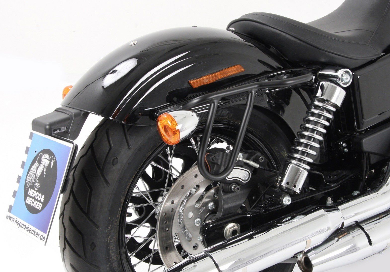 Hepco&Becker Taschenträger Cutout schwarz für Harley Davidson Street Bob