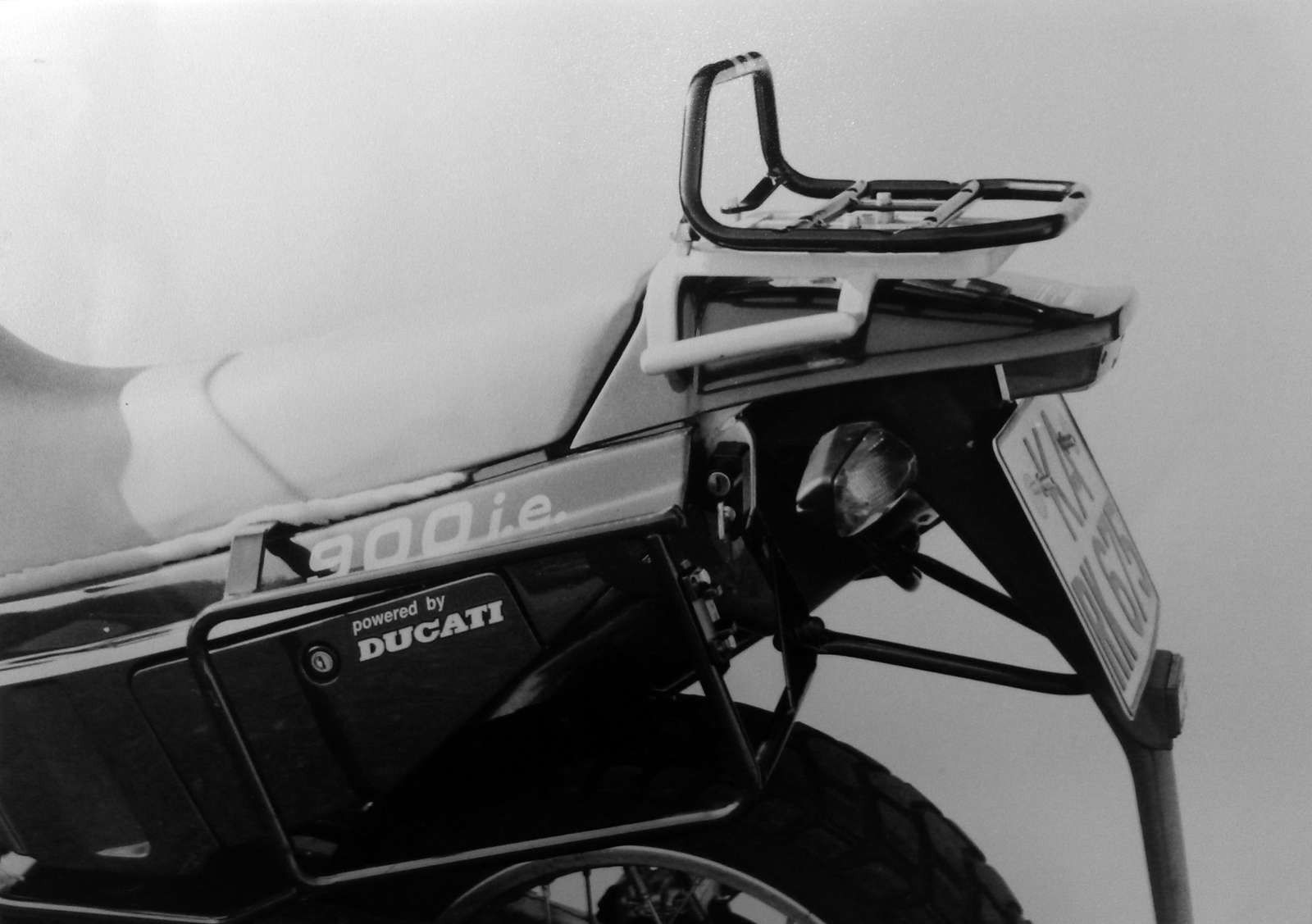 Hepco&Becker Topgepäckträger schwarz für Cagiva ELEFANT 750 ie/ GT/ AC von 1994 bis 1996/ ELEFANT 950 ie/ GT von 1993 bis 1997