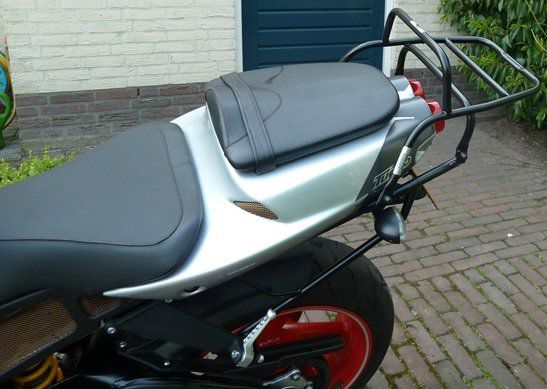 Hepco & Becker Topgepäckträger schwarz für Hyosung GT 125 / GT 250 / GT 650 R/S / GT 650 Naked