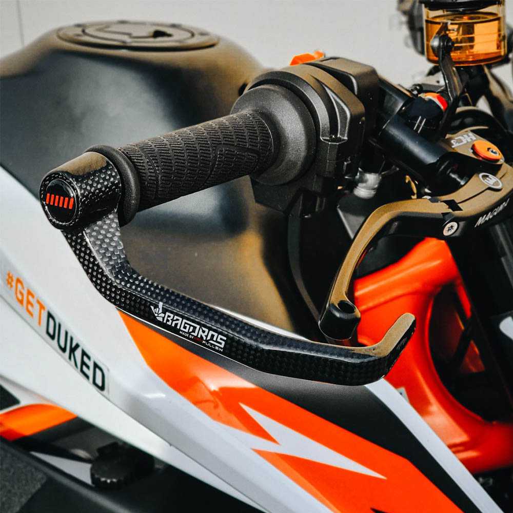 Bagoros Carbon Bremshebelschutz LEO Für diverse Modelle KTM / Husqvarna / Yamaha