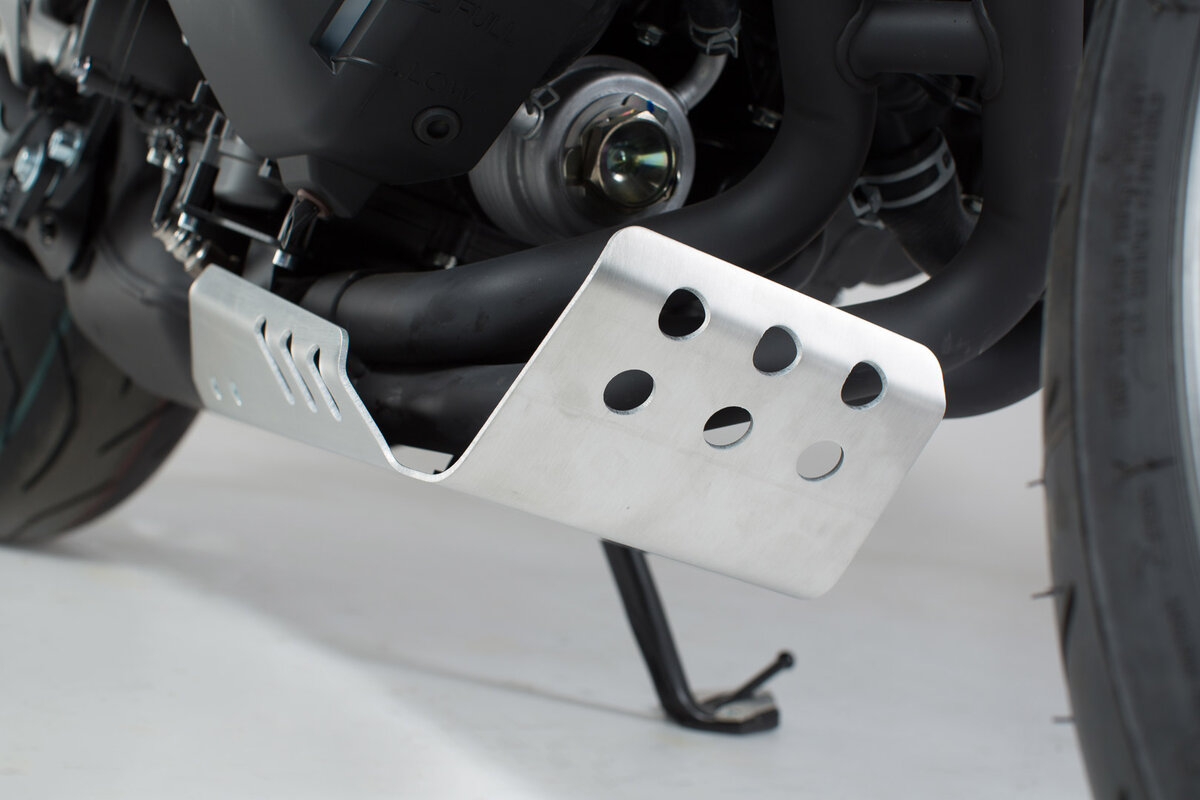 SW-Motech Kurbelgehäuseschutz Silber Yamaha Tracer 900 / GT / MT 09 / SP / Tracer / Niken / XSR 900